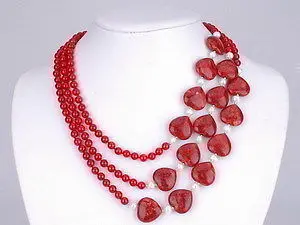 3 Rânduri Stunningr Roșu în formă de inimă de jad alb Colier de perle